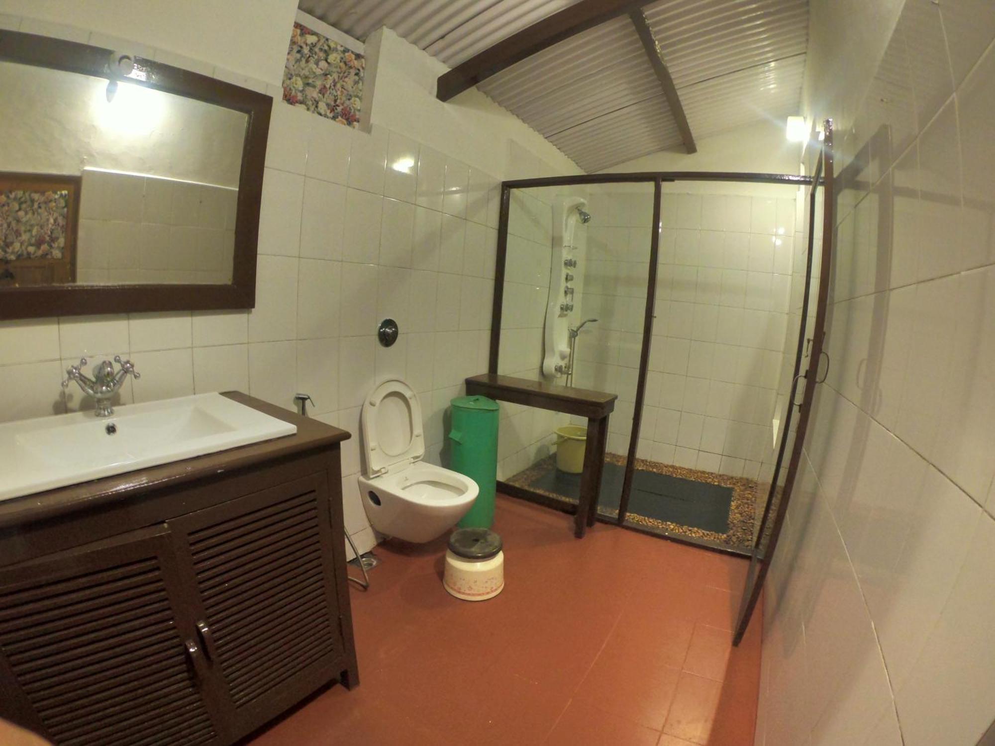La Address Retreat - The Heritage Homestay 우티 외부 사진