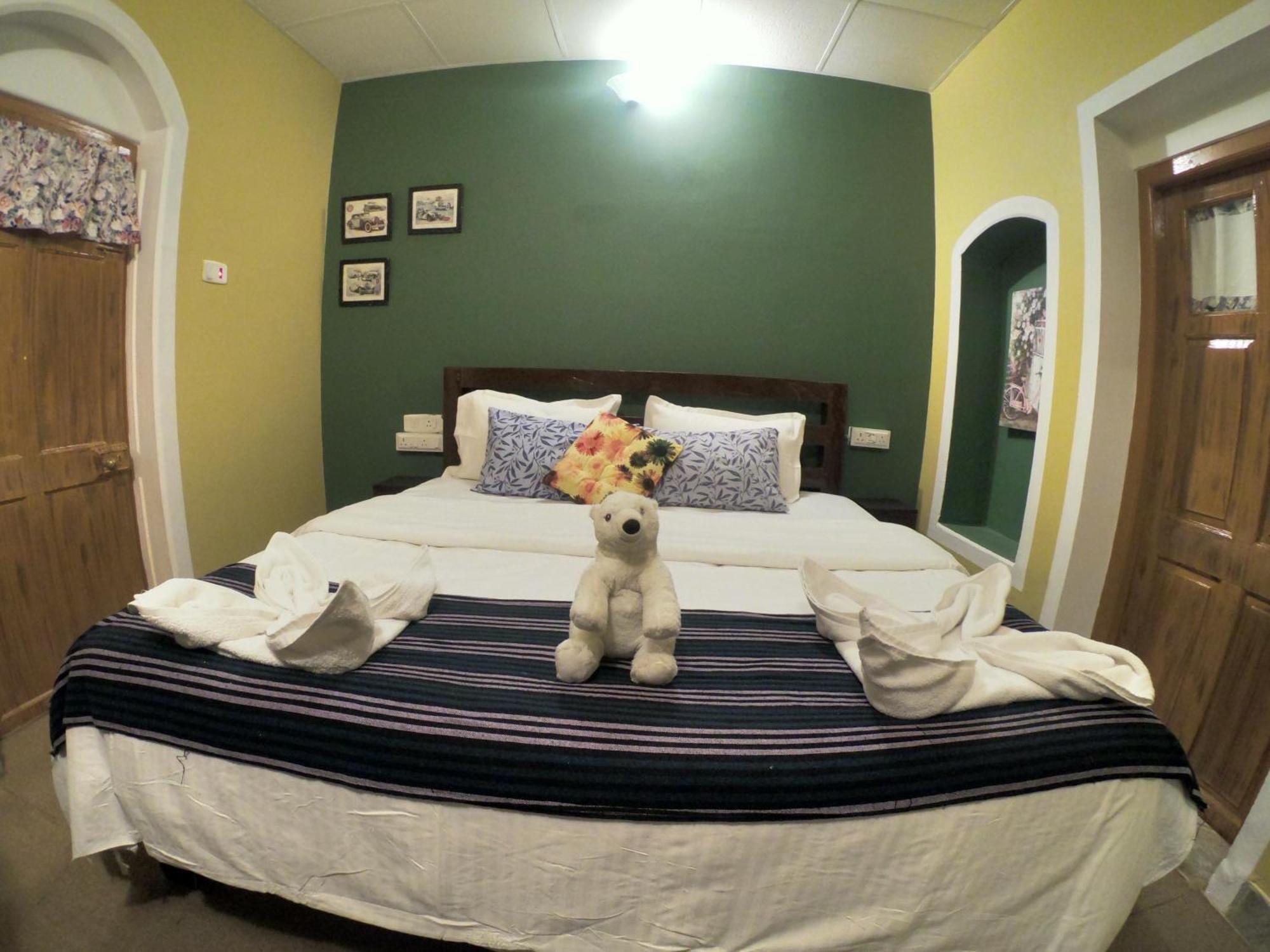 La Address Retreat - The Heritage Homestay 우티 외부 사진