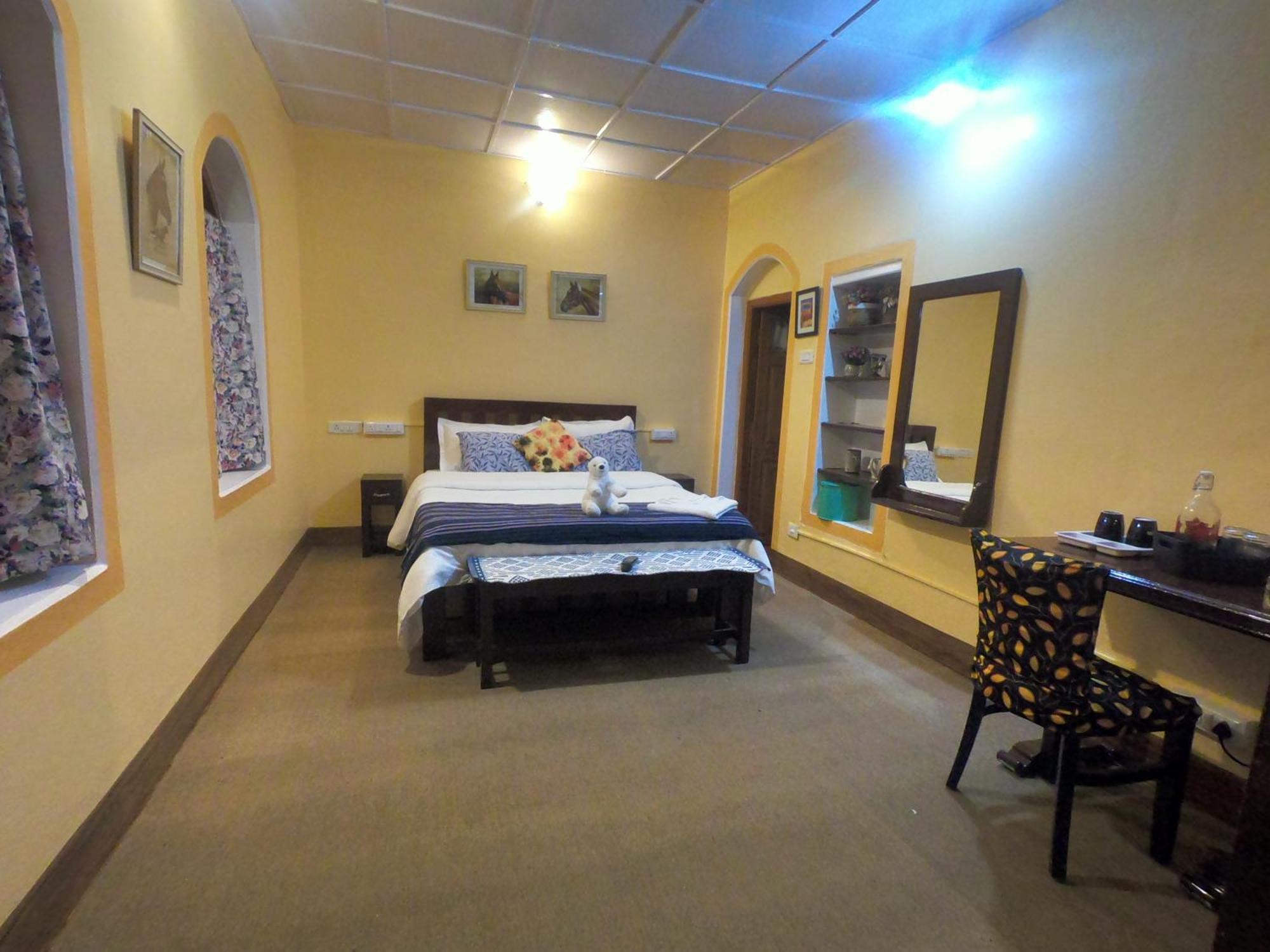 La Address Retreat - The Heritage Homestay 우티 외부 사진